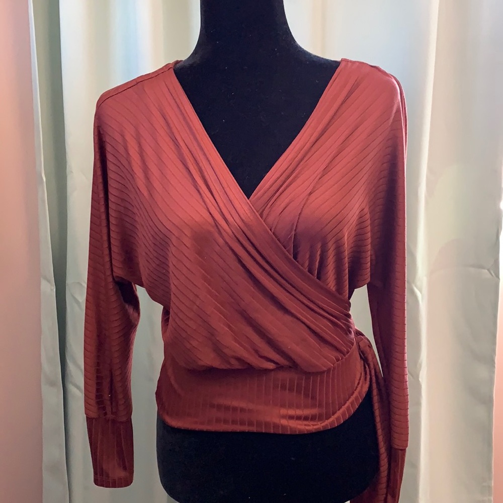 - Dynamite tie top -